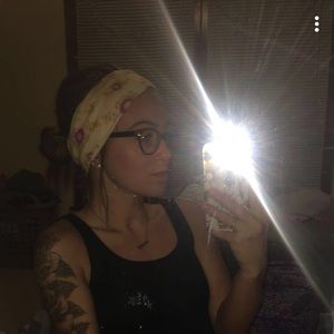 Meet your Posher, Makenzie